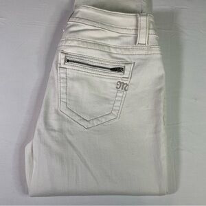 Miss Me Size 27x27 Mid Rise Easy Ankle Skinny White Jeans. Pre-Owned